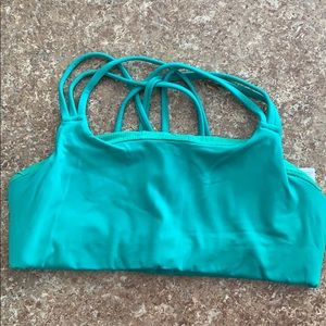Athleta hyper focused sports bra